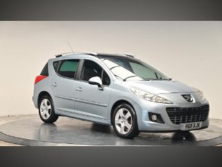 /photos/9327/0b976de3-b92d-456b-90d1-2295cbe91934_i320x240.jpg
