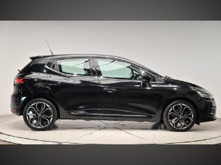 /photos/9327/0ea4345d-219d-4bf8-9d94-3d15227bdb22_i320x240.jpg