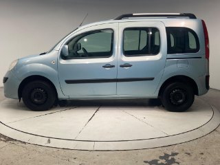 /photos/9327/1238473d-ee57-4631-8fda-11c8af6d2911_i320x240.jpg