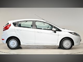 /photos/9327/2de0a8b6-9802-492f-b503-cdb5f651cb1c_i320x240.jpg