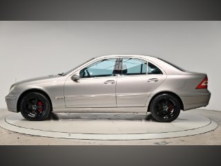 /photos/9327/37d92d13-28ba-45b0-9bef-8156c896a201_i320x240.jpg