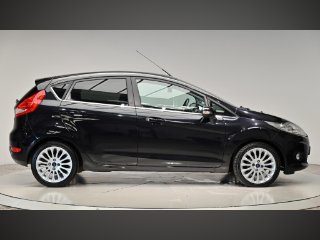/photos/9327/4a4400e6-425e-499d-afbe-67e7cef71f64_i320x240.jpg