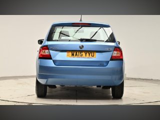 /photos/9327/51673504-3245-405d-a242-25a116d55b30_i320x240.jpg