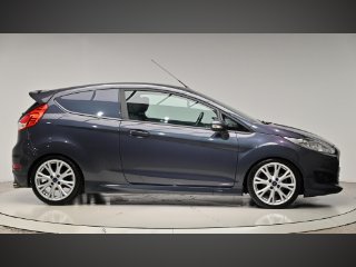 /photos/9327/53f674f8-4726-4472-b6bf-074c47dda746_i320x240.jpg