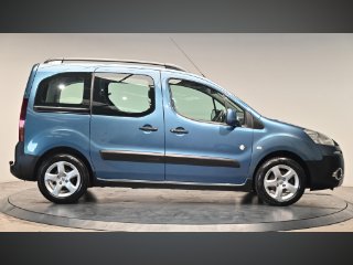 /photos/9327/5e6bd686-1286-433d-a2d1-1105a363ce9e_i320x240.jpg