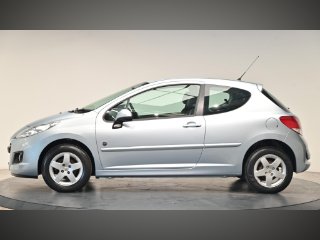 /photos/9327/65dc0daa-b190-4c0a-9464-db8b2f450a53_i320x240.jpg