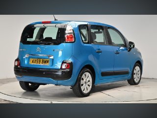 /photos/9327/6856a9f9-2d35-4959-9838-5b39d28c49e3_i320x240.jpg