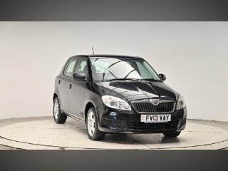 /photos/9327/90f48ef5-bfe7-411b-b506-4066147b5c05_i320x240.jpg
