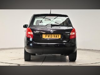 /photos/9327/93cb8472-1774-49c5-ba3d-0a5a6f27c3ee_i320x240.jpg