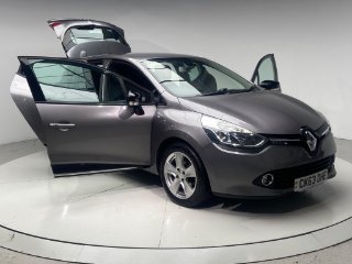 /photos/9327/9a10a57e-b5e1-41ac-b9e8-3a623bf22569_i320x240.jpg
