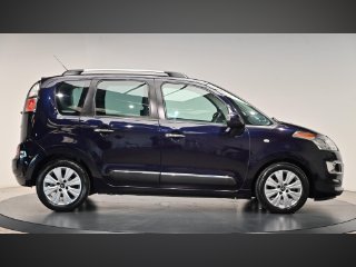 /photos/9327/b2f9a5c6-0c63-4da9-8e90-236ed08e1c8a_i320x240.jpg