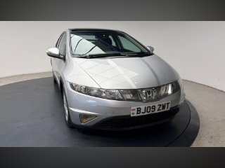 /photos/9327/db9536f2-7b73-4ad3-8070-46e36f659e00_i320x240.jpg