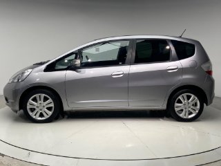 /photos/9327/e5a41767-583c-4e36-ac2e-2c9e32c49e33_i320x240.jpg