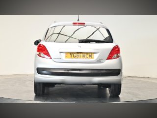 /photos/9327/f30d0dbd-bb4c-4cbb-add1-e8cf69e021b3_i320x240.jpg