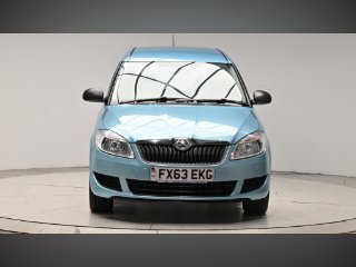 /photos/9327/f7325eee-f755-4ee6-9354-1b0499a2b1dc_i320x240.jpg