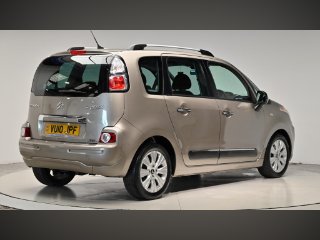 /photos/9327/f82750e7-3f17-43b0-a11b-fa06e2bc931c_i320x240.jpg