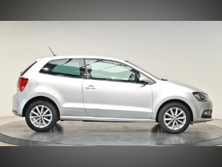 /photos/9327/fe6c68e4-9ded-4740-97e3-42a6431b56ce_i320x240.jpg